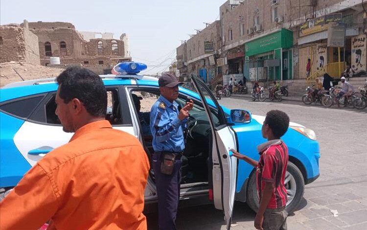 لحج.. السلطة المحلية بالحوطة تقر تسعيرة جديدة للمواصلات وتنظم حملة ميدانية للرقابة