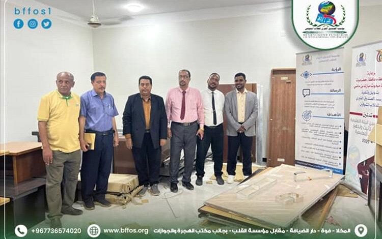 مؤسسة الصندوق الخيري للطلاب المتفوقين تسلم معهد ابن سيناء للعلوم الصحية أثاثاً تعليمياً