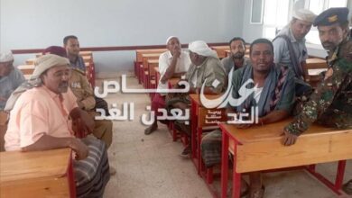 مدير عام أحور ورئيس انتقالي المديرية والأجهزة الأمنية والعسكرية يلتقون بعدد من تجار أحور
