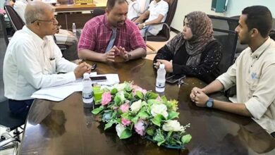 ممثل منظمة بيور هاندز يلتقي الجمحي ويبحثان تعزيز المخيمات الطبية