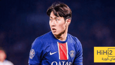 صراع إنجليزي إيطالي على مهاجم باريس سان جيرمان