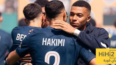 كيليان مبابي يدافع عن أشرف حكيمي