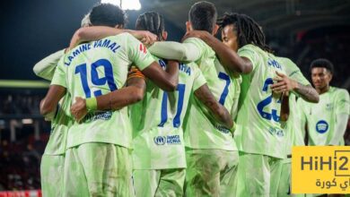 برشلونة يبدأ الدوري وسط جدل مصطنع