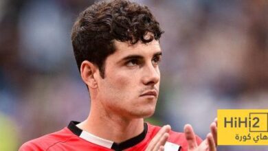 تعليقات لاعبي رايو فاليكانو على سوء ارضية ملعبهم  