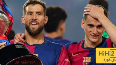 جماهير برشلونة تختار بديل إينيغو مارتينيز