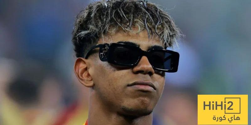 لاعب برشلونة السابق يحذر: يجب احتواء لامين يامال قبل فوات الأوان
