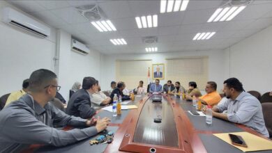 إجتماع يشدد على ضرورة تخفيض أسعار وجبات المطاعم
