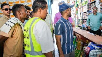 استمرار النزول الميداني لمدير عام صيرة لمراقبة أسعار المواد الغذائية
