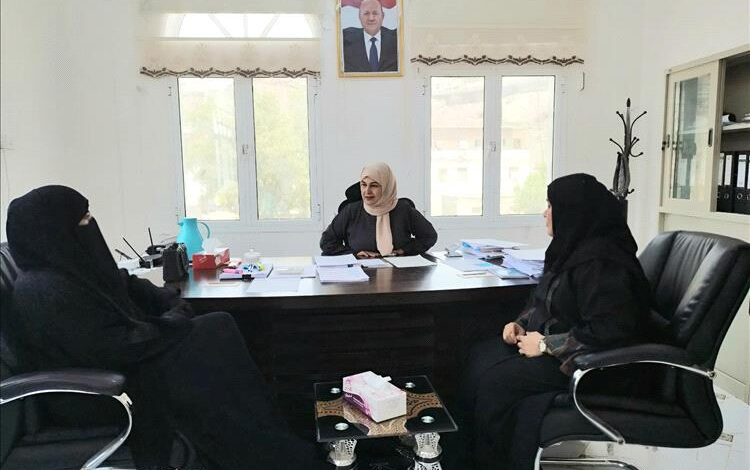 الإدارة العامة للمرأة برئاسة الجمهورية تبحث أوجه التعاون مع إدارة تنمية المرأة بمحافظة المهرة