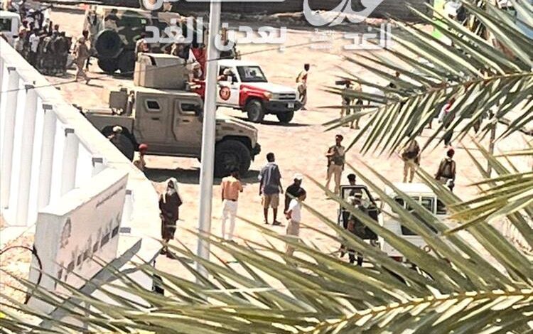 الشرطة العسكرية تسيطر على مبنى الجوازات بخور مكسر عقب اشتباكات مسلحة