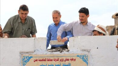 الشوبجي " يضع حجر الأساس لمشروع بناء السوق المركزي للخضار واللحوم والأسماك بالبريقة