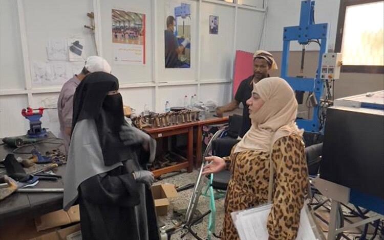 اللجنة الاستشارية لشؤون الصحة والسكان والبيئة تزور مجمع التأهيل التعليمي والمهني لذوي الإعاقة بعدن