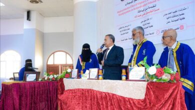 جامعة عدن تحتفي بمناقشة أولى رسائل الماجستير في كلية الصيدلة