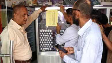 صناعة صيرة تنفذ حملة رقابية لضبط الأسعار بالتنسيق مع اللجان المجتمعية