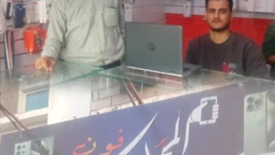 مالك محل المملكة فون للجولات بالمنصورة  يبيع بسعر اليوم دعمًا للمواطنين في ظل تعافي العملة