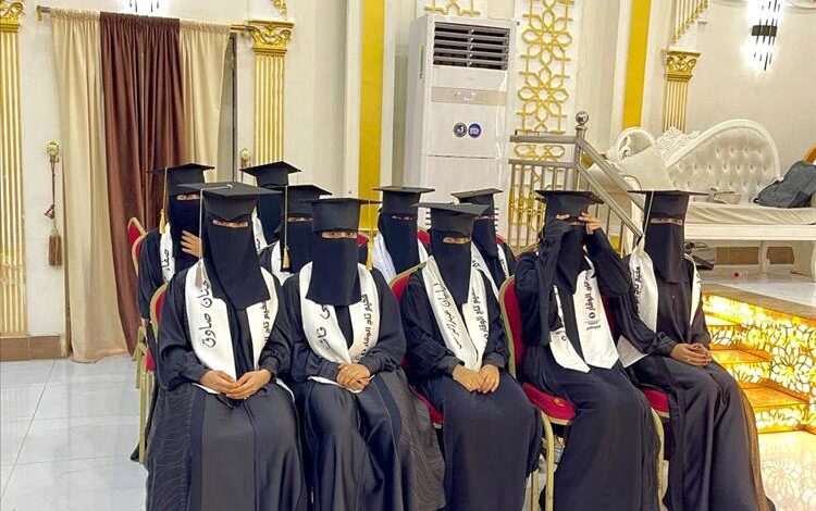 مدرسة الشوكاني بعمر المختار تقيم حفلاً لتكريم حافظات القرآن الكريم في مخيم تاج الوقار الثاني