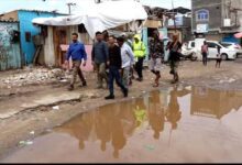 مدير عام البريقة " الشوبجي " يتفقد سير أعمال شفط مياه الأمطار ويشدد على تكثيفها