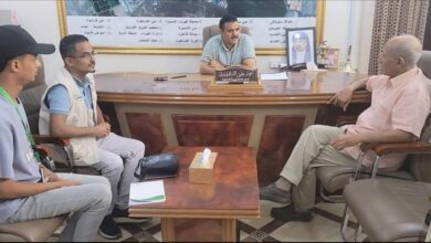 مدير عام المنصورة يشيد بتدخلات الجمعية اليمنية للصحة الإنجابية بالمديرية