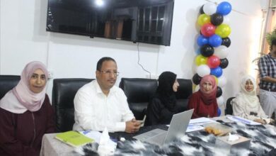 مديرة مركز دراسات المرأة د. هدى علوي تدشن استعراض تصاميم ستة مشاريع بعدن
