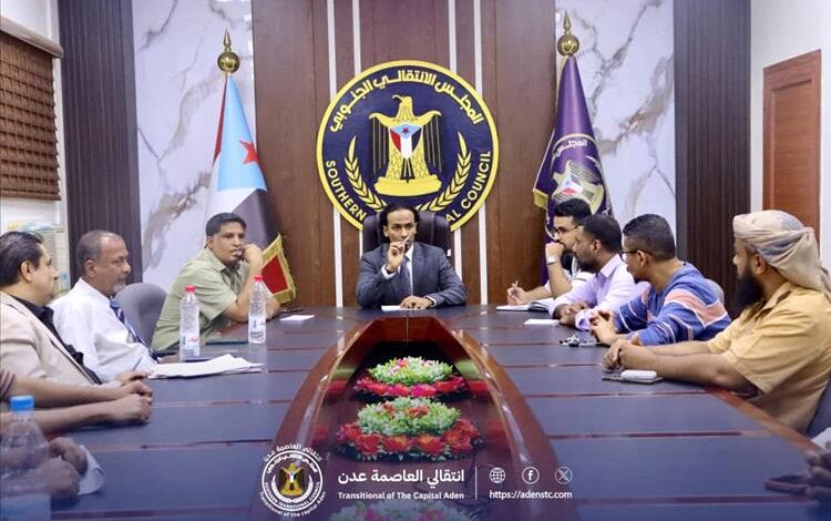 مطاعم عدن السياحية تبدي استعدادها لخفض الأسعار وانتقالي العاصمة ومكتب السياحة يؤكدان استمرار المتابعة