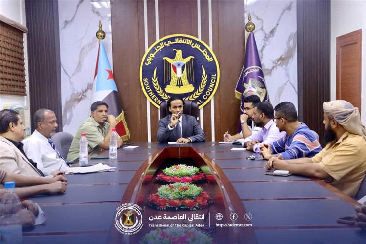 مطاعم عدن السياحية تبدي استعدادها لخفض الأسعار وانتقالي العاصمة ومكتب السياحة يؤكدان استمرار المتابعة