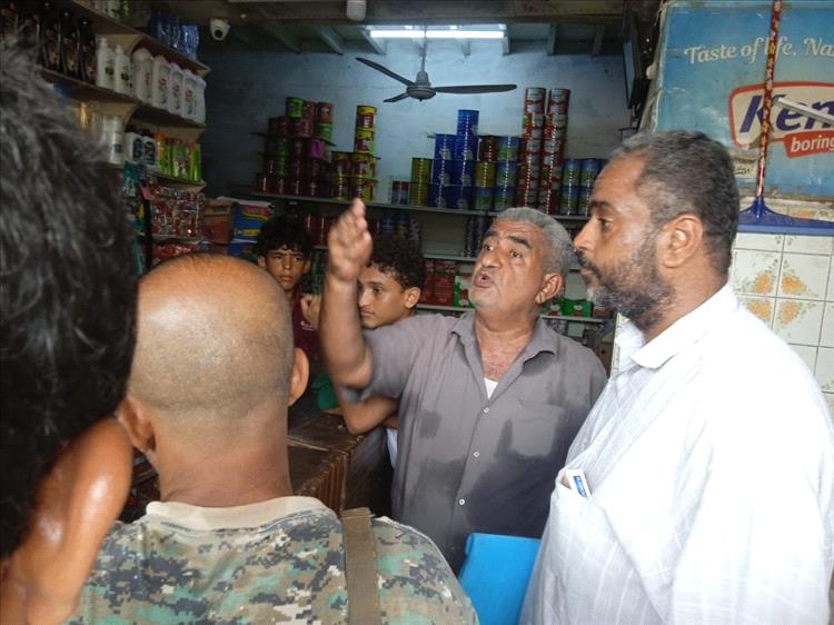 وزارة الصناعة تنفذ أكبر حملة ميدانية لمراقبة أسعار المواد الغذائية والاستهلاكية في عدن وعدد من المحافظات