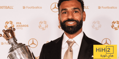 ليفربول يحتفل بفوز صلاح بجائزة الأفضل في البريميرليغ