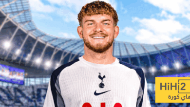 ليفربول يكثف من مفاوضاته لضم إليوت