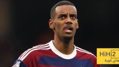 نيوكاسل يحاول اقناع ايزاك بالعدول عن قراره