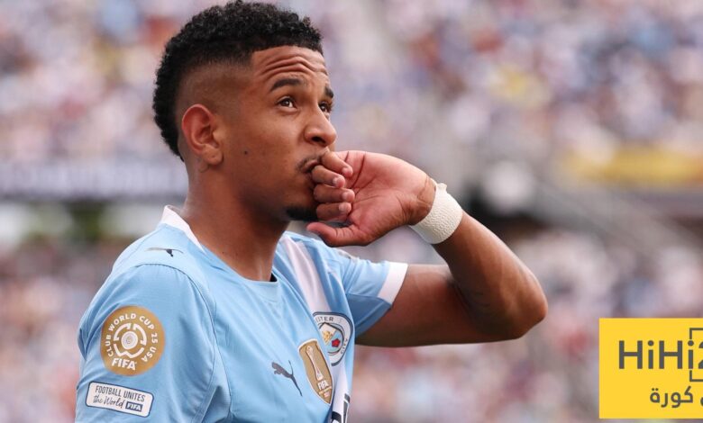 توتنهام يبدأ مفاوضاته لضم البرازيلي سافينيو من مانشستر سيتي