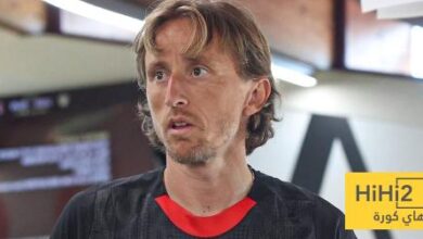 صور.. مودريتش يخوض أول مران مع ميلان