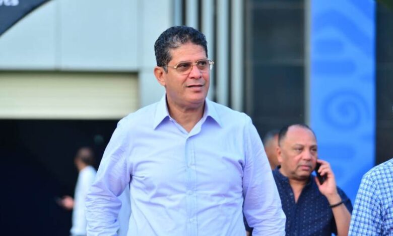 رسمياً.. أيمن الرمادي مديراً فنياً للبنك الأهلي ونجم الزمالك السابق مديرًا للكرة