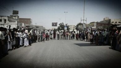 الساحات الوهمية في الحديدة تفضح زيف شعبية الحوثيين