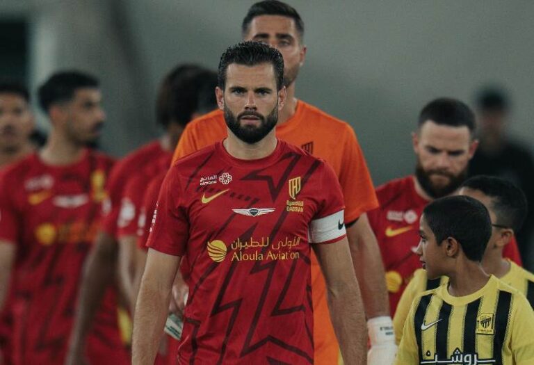 القادسية ضد الأهلي