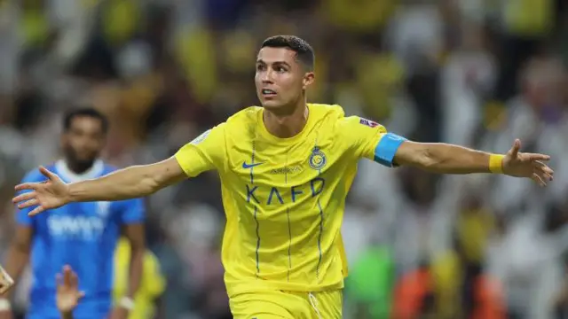 النصر يكشف عن قميصه الأساسي لموسم 2025-2026 – كل الكورة