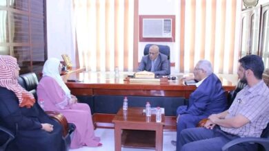 النيابة العامة بعدن تناقش مع هيئة الادوية آليات خفض اسعار الادوية
