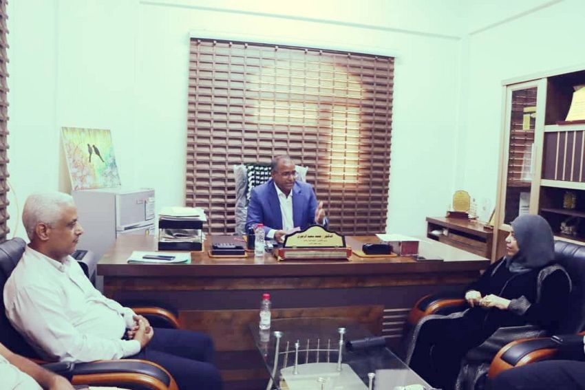 الوزير الزعوري يتفقد سير العمل في صندوق رعاية وتأهيل المعاقين بعدن