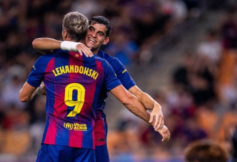 برشلونة