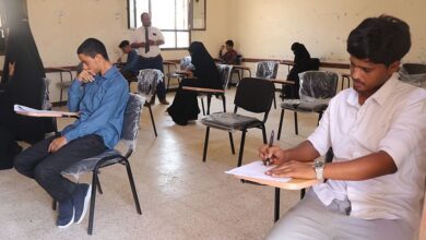 تدشين امتحانات القبول في فرع معهد الدكتور أمين ناشر بالمهرة