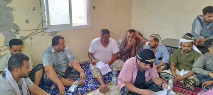 تعز.. مدير عام ذو باب يعقد لقاءً مع التجار لضبط الأسعار