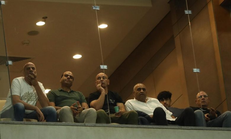 جهاز منتخب مصر يحضر مباراة سيراميكا و الزمالك – كل الكورة