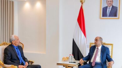رئيس الوزراء يجتمع برئيس اللجنة الامنية والعسكرية