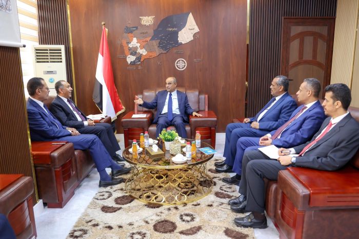 رئيس الوزراء يوجه بإطلاق خطوط ساخنة لتلقي شكاوى المواطنين وتعزيز الرقابة على الأسواق