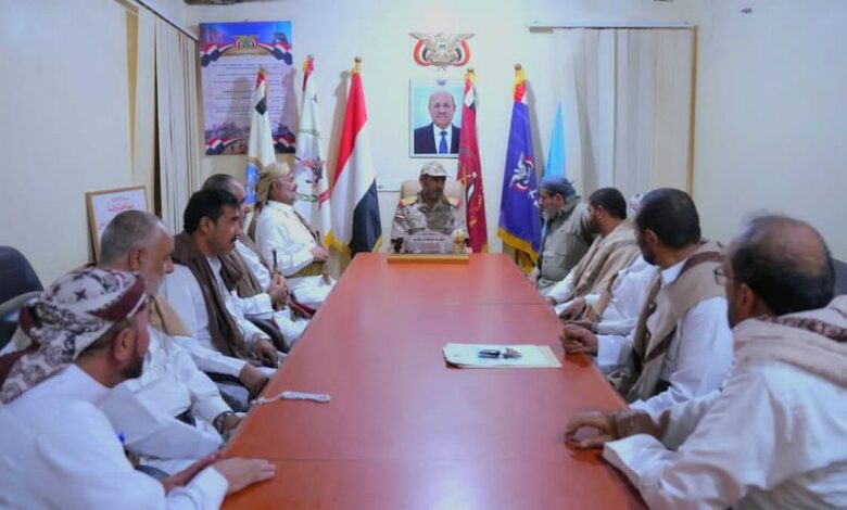 رئيس هيئة الأركان يشيد بتضحيات أبطال المقاومة الشعبية في المعركة الوطنية