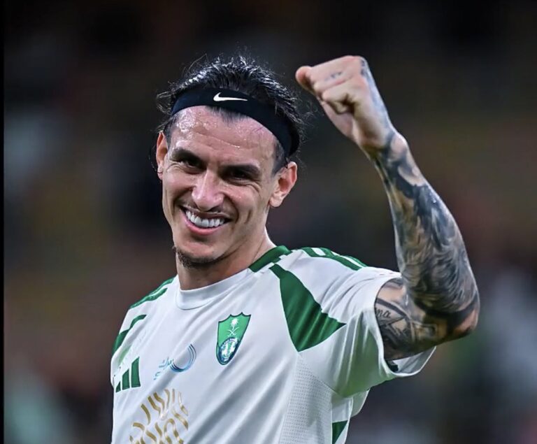 روجر إيبانيز