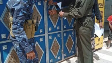 شبوة.. إغلاق 25 محل صرافة غير مرخصة وإحالة مالكيها للنيابة