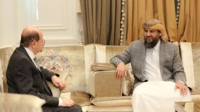 عضو مجلس القيادة المحرّمي يناقش مع وزير الخارجية الاوضاع السياسية والدبلوماسية