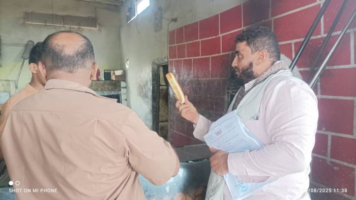 فرق ميدانية تزور الأسواق في يختل والزهاري لضمان الالتزام بالتسعيرات الرسمية