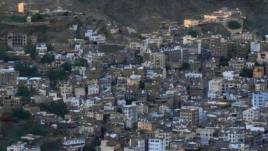 قناص حوثي يصيب طفلًا أثناء لعبه شمالي مدينة تعز