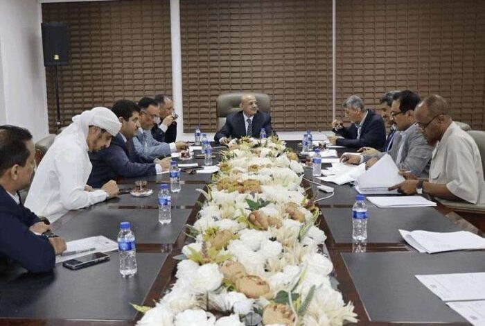 لجنة تنظيم الواردات: بدء استقبال طلبات المصارفة والتحويل عبر البنوك ابتداءً من الأحد